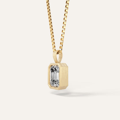 18k Gold Emerald Bezel Lab Diamond Pendant