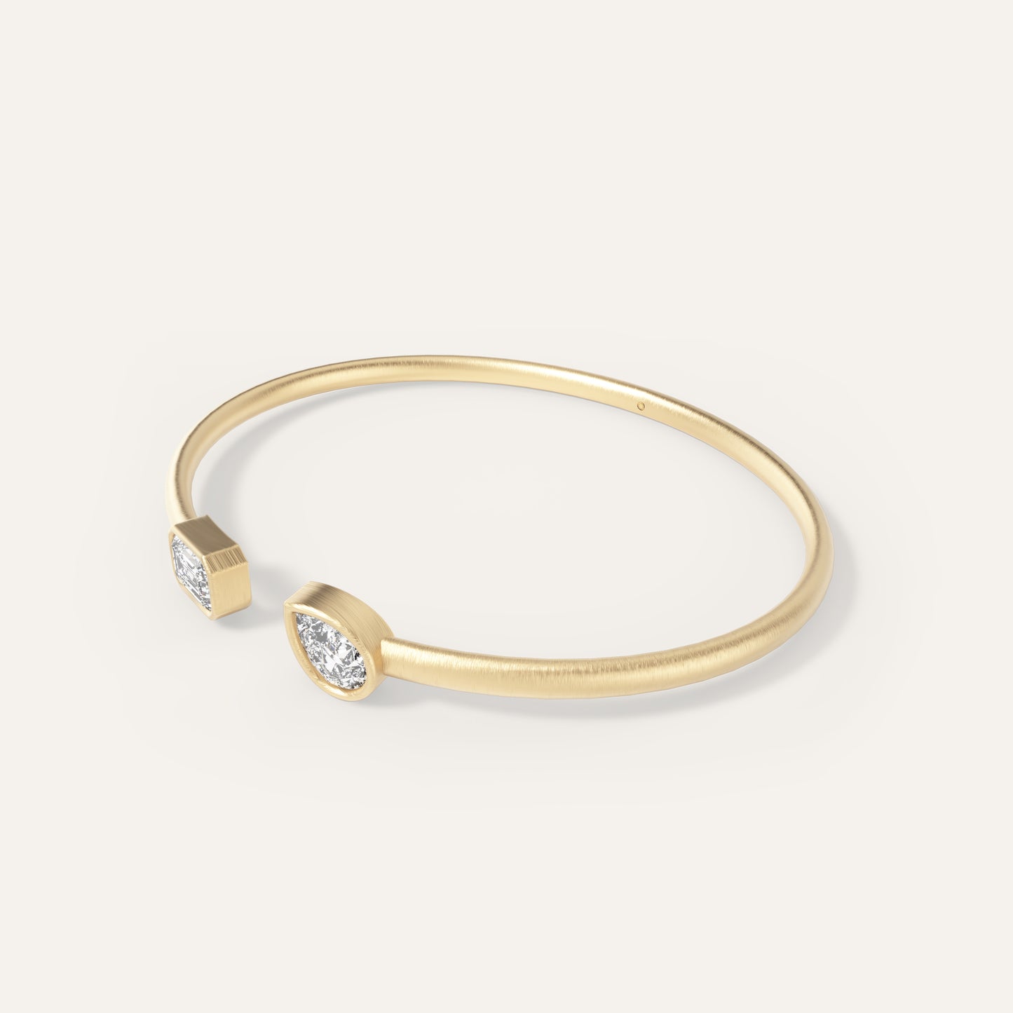 18k Gold Emerald & Pear Bezel Lab Diamond Open Bangle